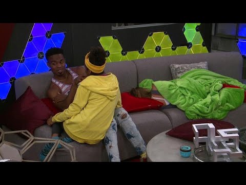Big Brother – The Pimple Popping Obsessive (Live Feed Highlight)