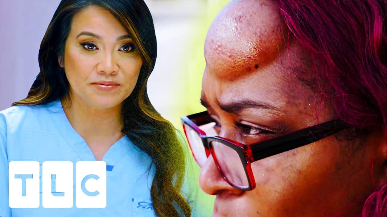 Woman's Bump TRIGGERS Severe Depression And Isolation | Dr Pimple Popper